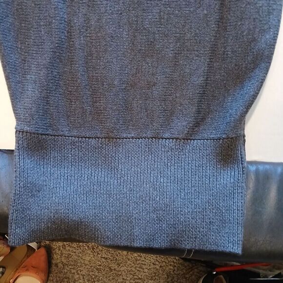 Gray Shirt Dress With Measurments, No size or Brand. This is Elegant, Business. - Picture 3 of 8